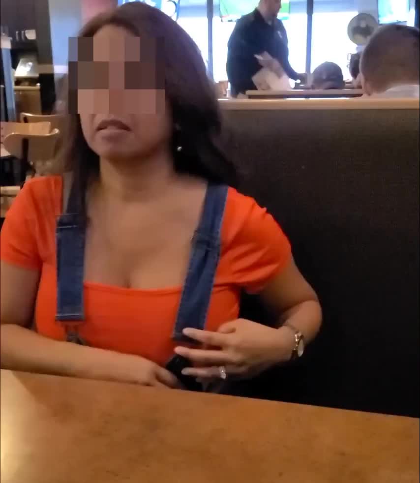 Having fun while waiting for food - free porn video