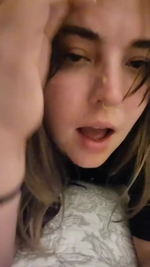 round 1 is on my face, now round 2 - free porn video