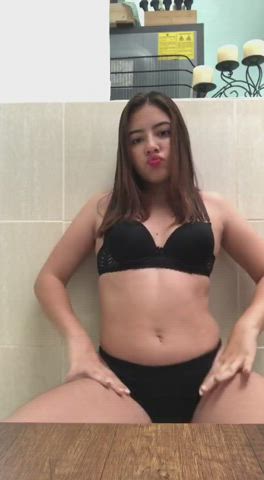 do you like squishy girls? - free porn video