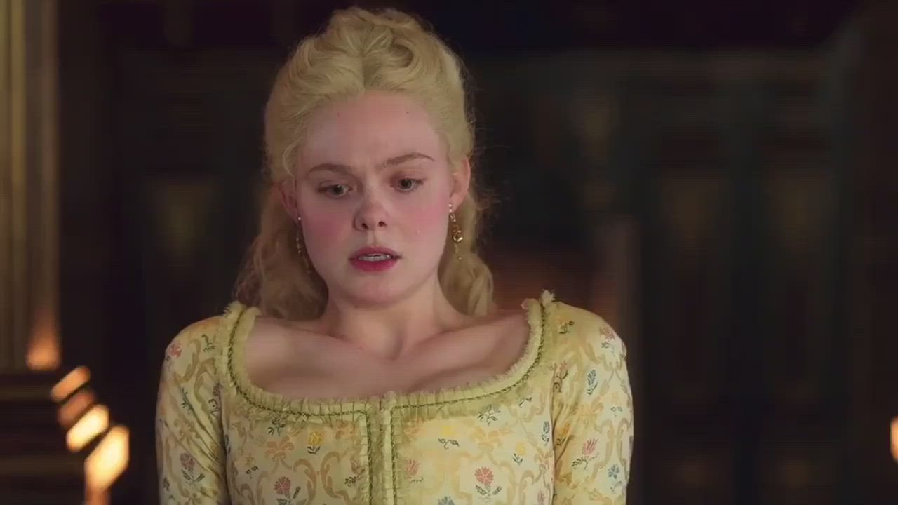 Elle Fanning orgasms (sound in the redgifs link) - free porn video