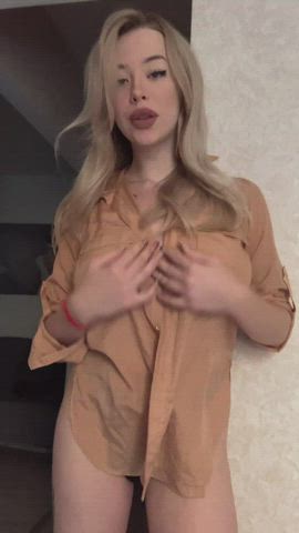 If you were my roommate I would ‘accidentally’ show you boobs - free porn video