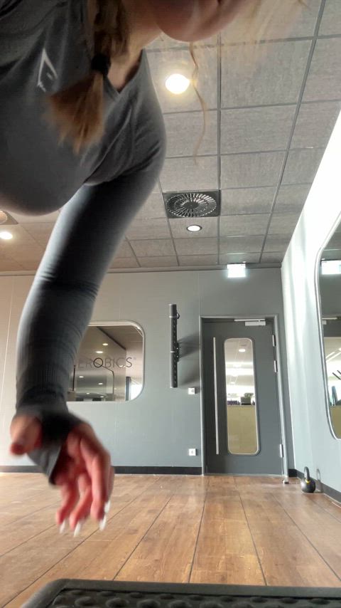 Looking to either degrade some betas, or treat them like my princess. Bring your favorite celeb/pornstar, so I can either cuck or fuck you to them. Also down to roleplay if your ideas interesting. - free porn video