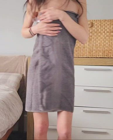 A pale lil milf - free porn video