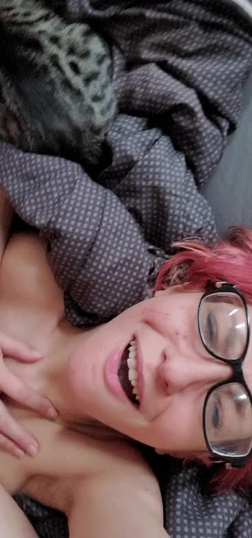 Being folded is one of my favorite hobbies! - free porn video