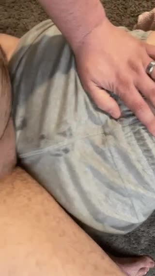 Using my wife's ass cheeks to make a mess - free porn video