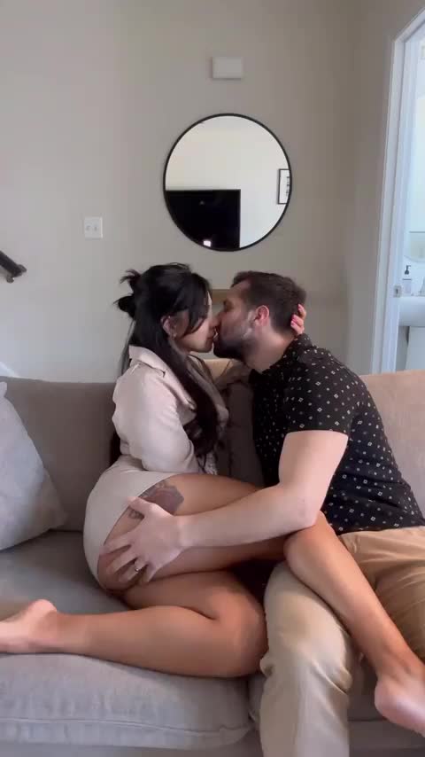 Latina meets an Italian - free porn video