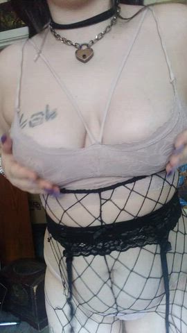 this top could not handle my boobs - free porn video