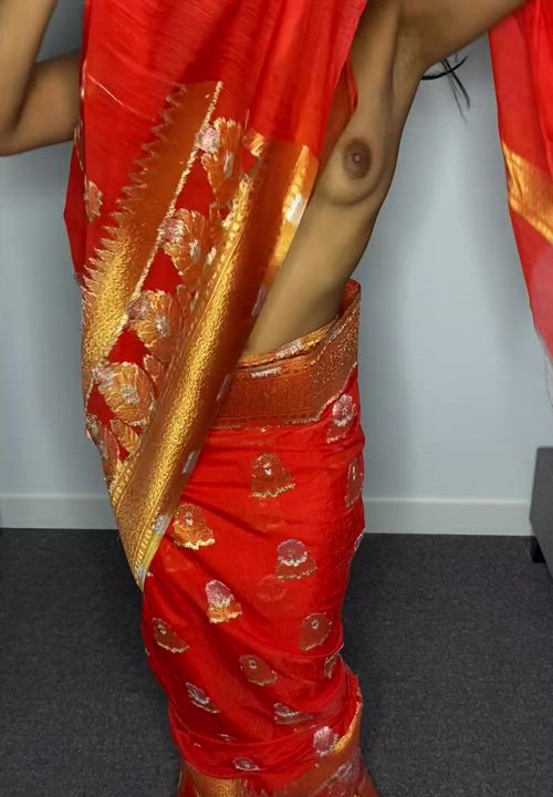 Omg have you ever seen anyone wear a saree like this?! [f] - free porn video