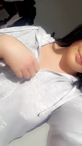 I want to be titty fucked and filled up with cum 😈💦 - free porn video