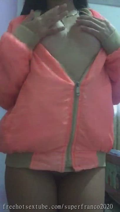 Sharing My Big Butt with Internet Extrangers to Show Him I Am a Real Whore. - free porn video