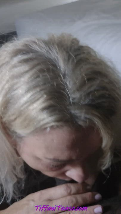 Slut Wife Sucking ANOTHER BBC!! 😈💋♠ - free porn video