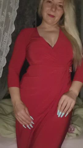 I hope you like the colour red😈 and whats under it - free porn video