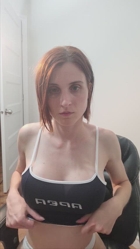 Married gamer girl showing off her boobs n body - free porn video