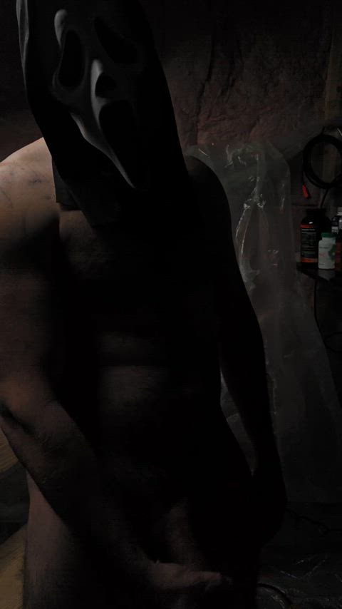 Ghostface needs some traps to goon tonight... - free porn video