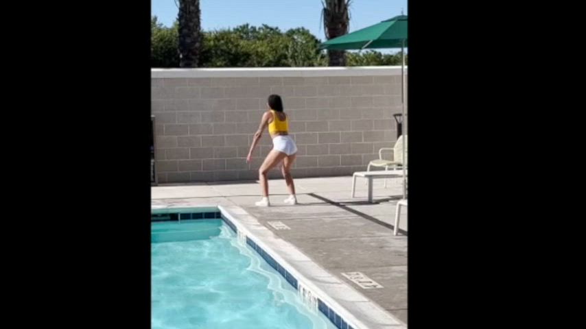 Creep gets lucky - free porn video