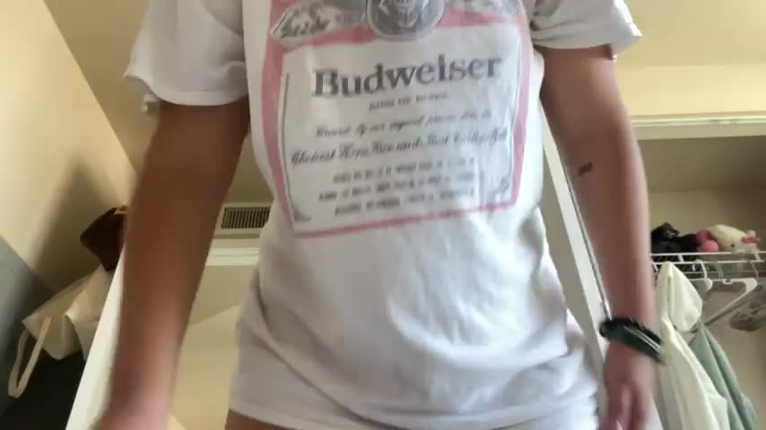 Tired of not getting my pussy ate out - free porn video