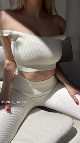 Suffering from a lack of vitamin ME? 🥰 - free porn video