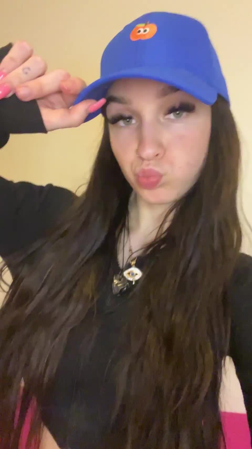 you caught me flashing at the gym, what you doing next - free porn video