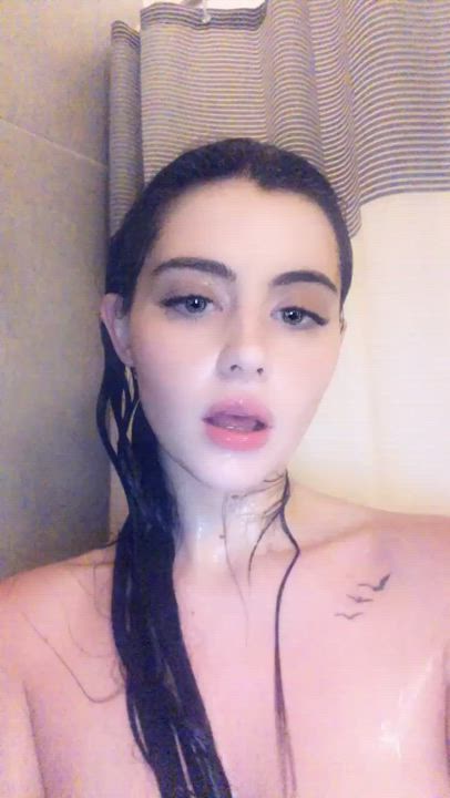 Wet Babe Alert - free porn video