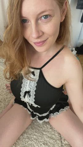 Good news! Your French maid is here! - free porn video