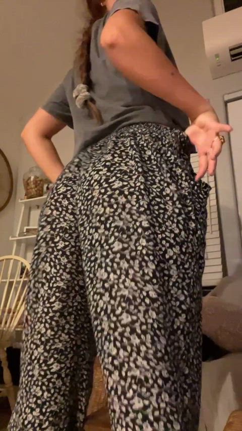 Would you fuck my pussy or anal first? - free porn video
