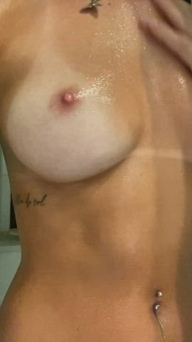 Fertile teen surfer girl ready for creampie in the shower - free porn video