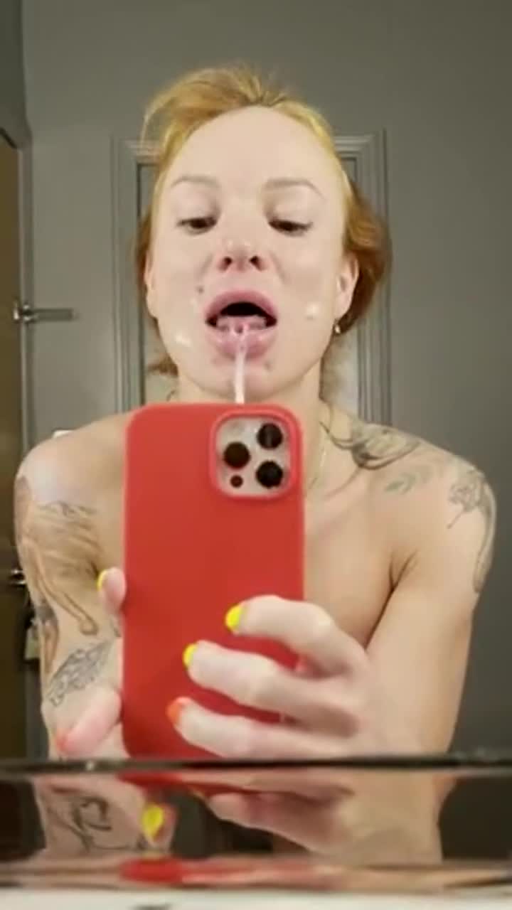 I love playing with cum heheh - free porn video