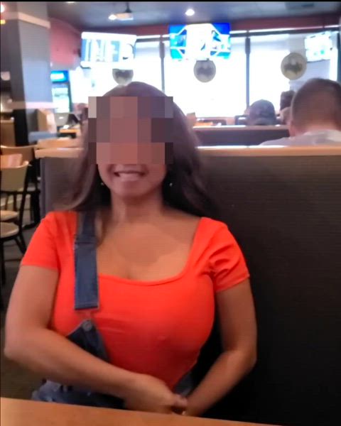 I love flashing diners near Charlotte - free porn video