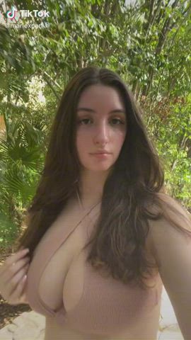 So much bounce from walking - free porn video