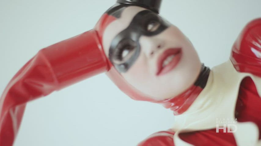 Naughty Harley Quinn (Bianca Beauchamp) [DC] - free porn video