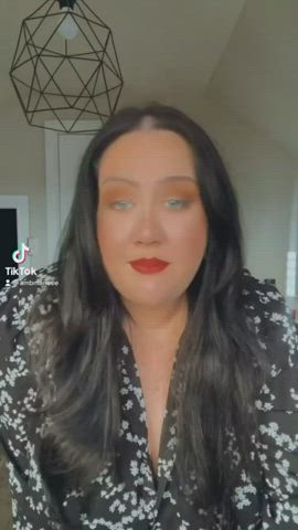 What my coworkers see Vs. Reddit 🥰 - free porn video