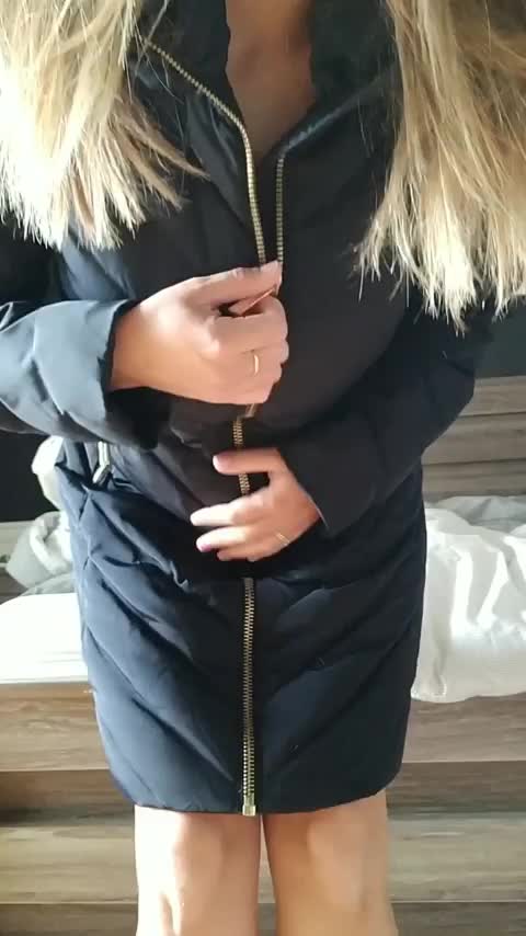 Too old for Leo DiCaprio, fertile enough for you. - free porn video