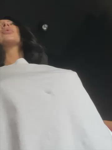 Brunette Outdoor Teasing - free porn video