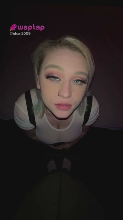 Amazing babe - free porn video