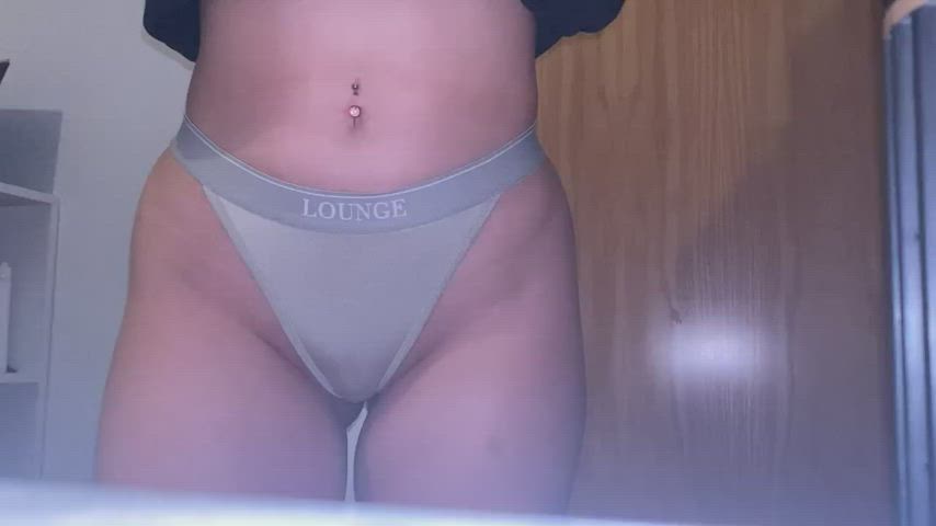 Got Ass that Jiggle like Jello.. - free porn video