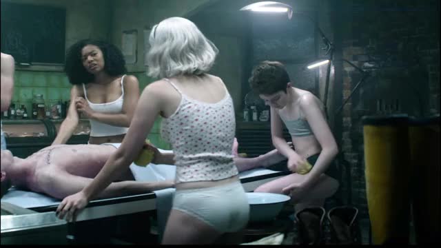 Kiernan Shipka (Sabrina) - free porn video