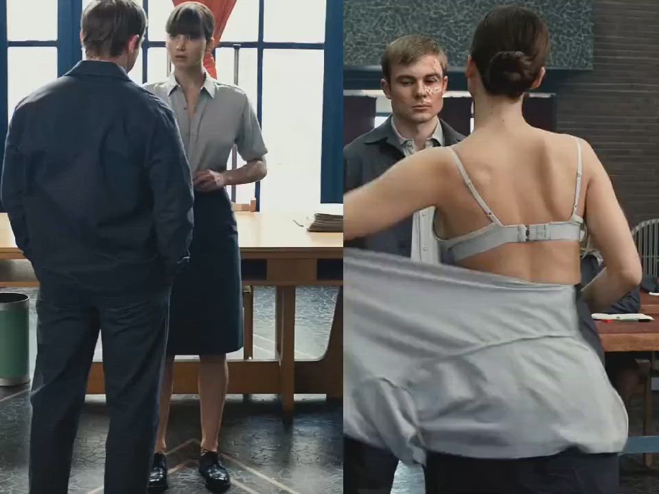 What would you do if Jennifer Lawrence did this in front of you? - free porn video