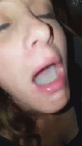 A couple messaged me a few nights ago. We met at an adult store and i unloaded a massive load in his wife’s mouth. Her reaction was priceless as her mouth was too full and she was having a hard time trying to swallow it all. He finally sent me part o - free porn video