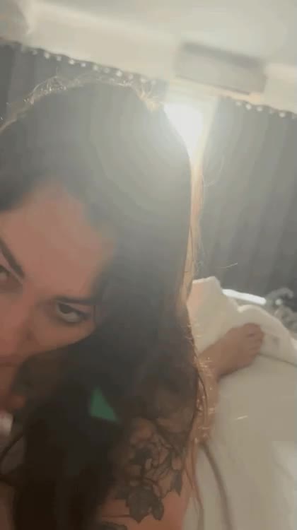Look how big my tits are while i suck - free porn video