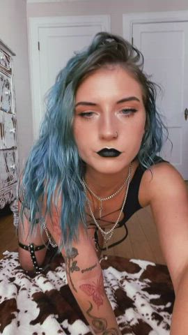 Breed me in this outfit or else - free porn video