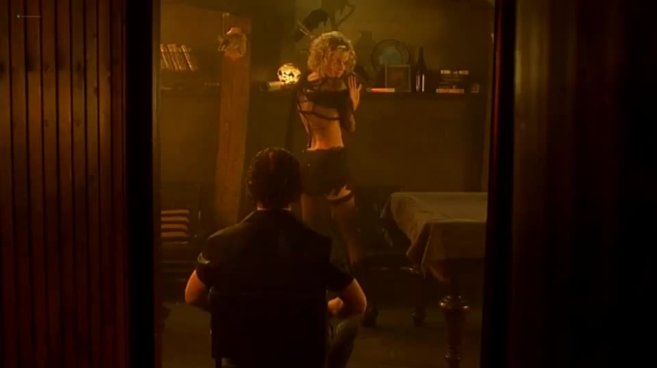 Rebecca Romijn in "Femme Fatale" (2002) - free porn video