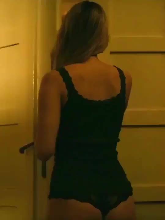 Jennifer Lawrence ass and riding - free porn video
