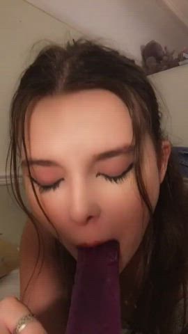 throat training :3 imagine if he caught me - free porn video