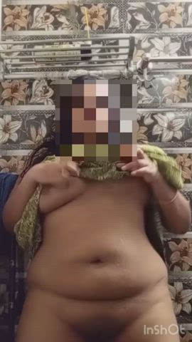 Indian bbw girl with natural big tits here 🤞 - free porn video