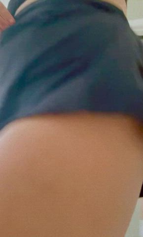 fun fact: I never wear panties under cute skirts 😏👅 - free porn video