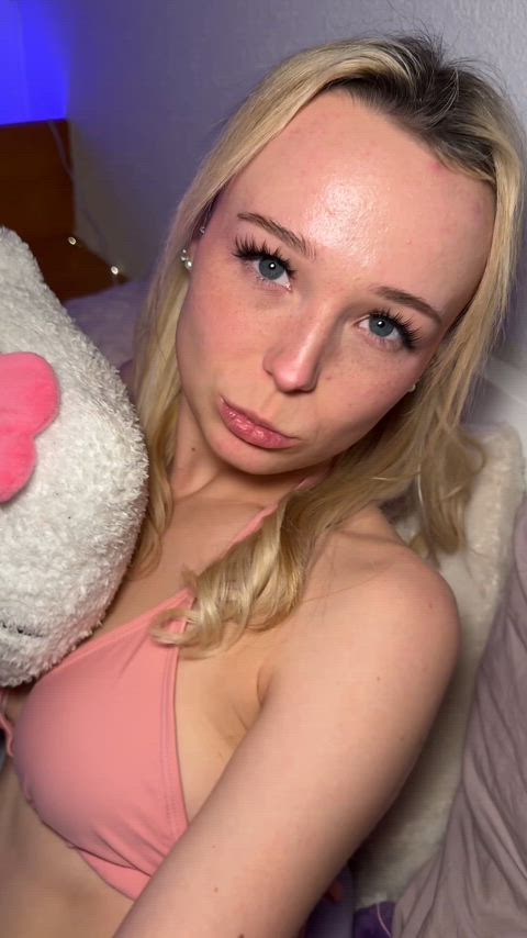 Yay! turned 18 a few days ago… finally legal to post that on here - free porn video