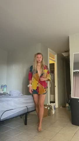 Please let me suck your dick - free porn video