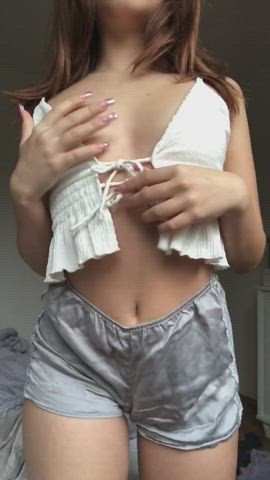 Would you date a 5’2 tall girl with my body type? - free porn video