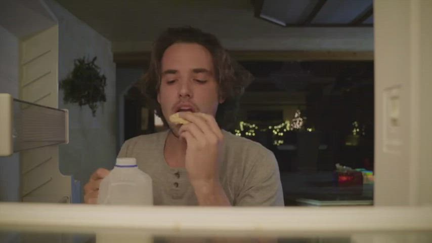 Mom teaches me a lesson for stealing her cookies - free porn video