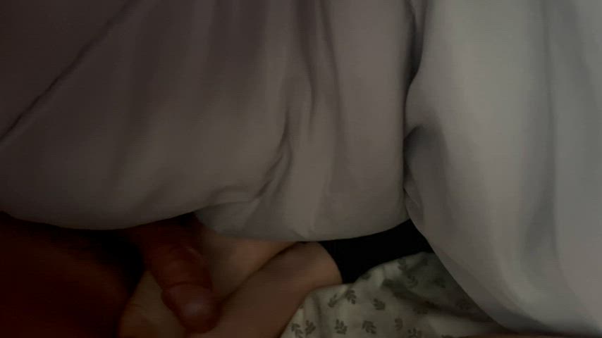 My girlfriend playing with it under the covers - free porn video